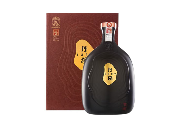 东莞丹溪1327红曲酒回收丹溪铁盖20年义乌黄酒